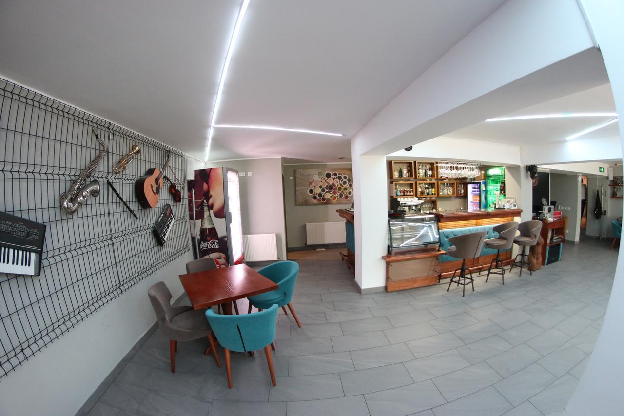 Casa Bucovineana Hotel Suceava Exterior photo